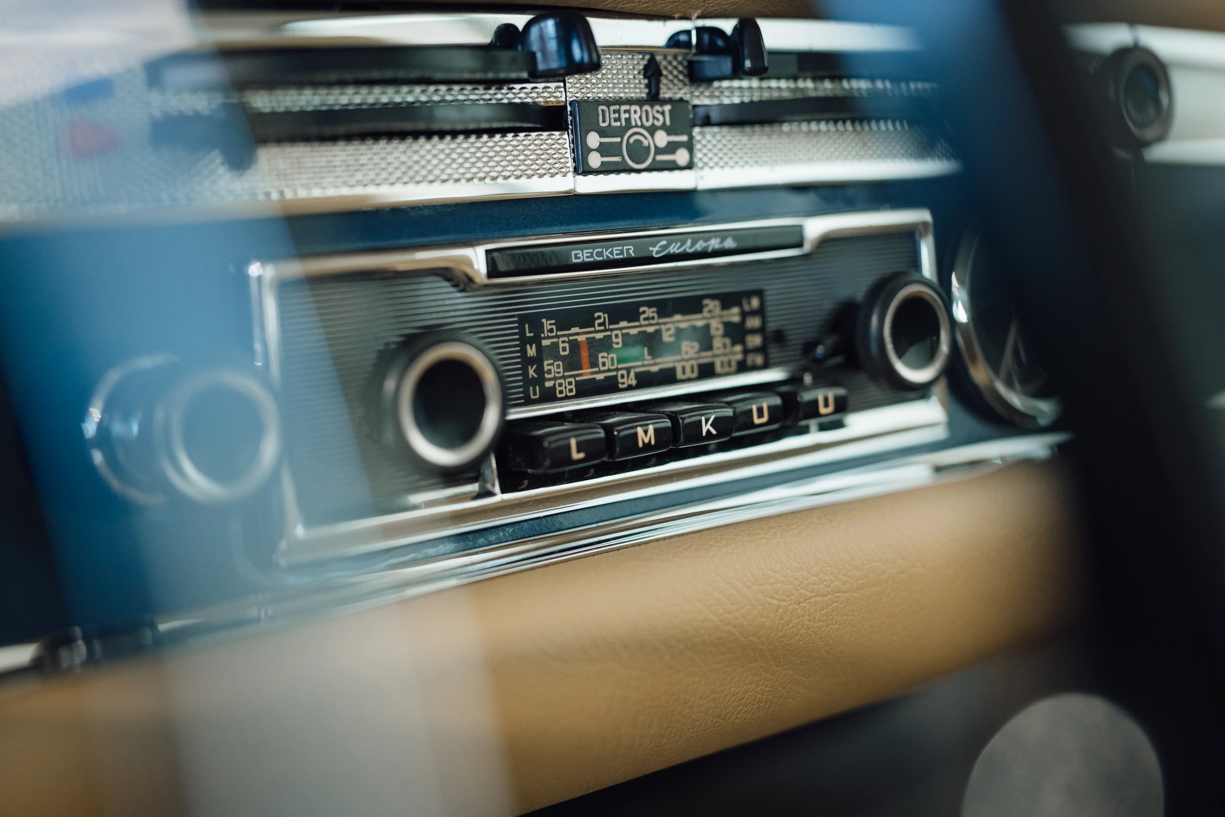 Mercedes-Benz 280 SL